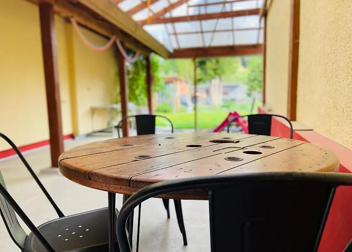 Emil Im Eg Mit Garten In Daire *