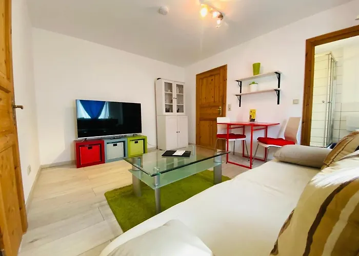 Emil Im Eg Mit Garten In *